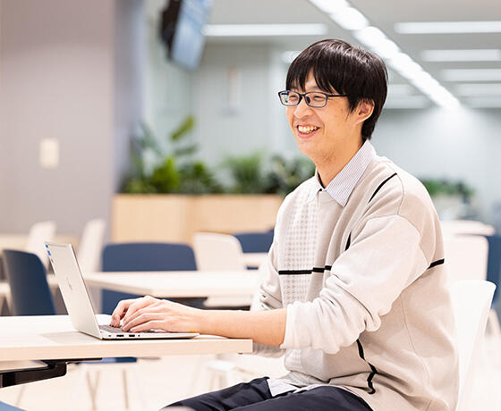 おもしろくて大変なアプリ開発。AI以外の運用法も視野に。